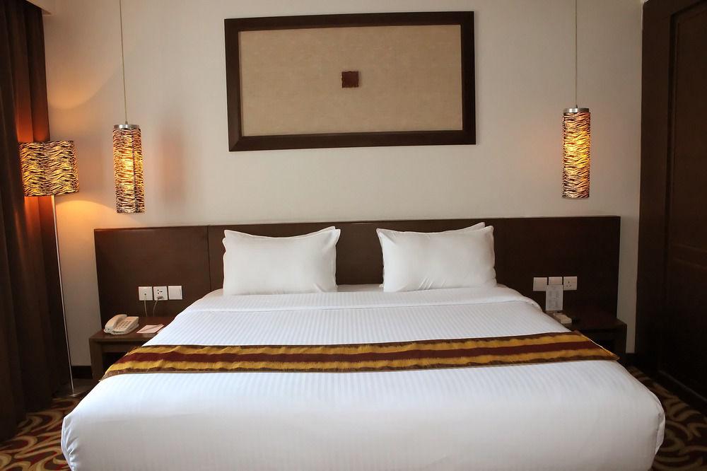 Swiss-Belinn Baloi Batam Nagoya Ngoại thất bức ảnh