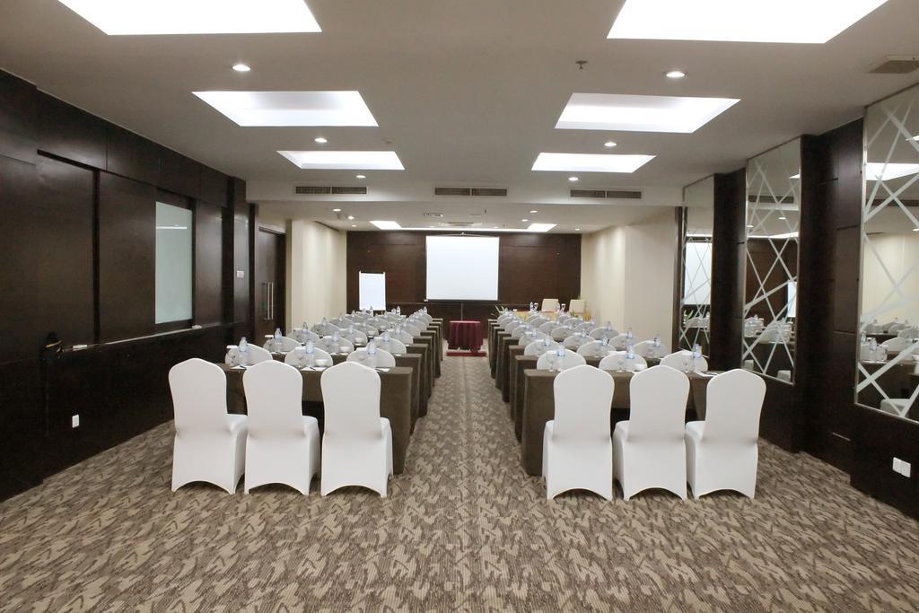 Swiss-Belinn Baloi Batam Nagoya Ngoại thất bức ảnh