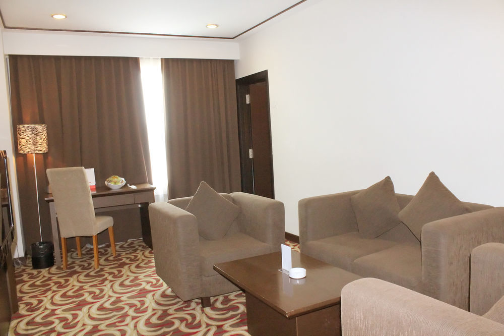 Swiss-Belinn Baloi Batam Nagoya Ngoại thất bức ảnh
