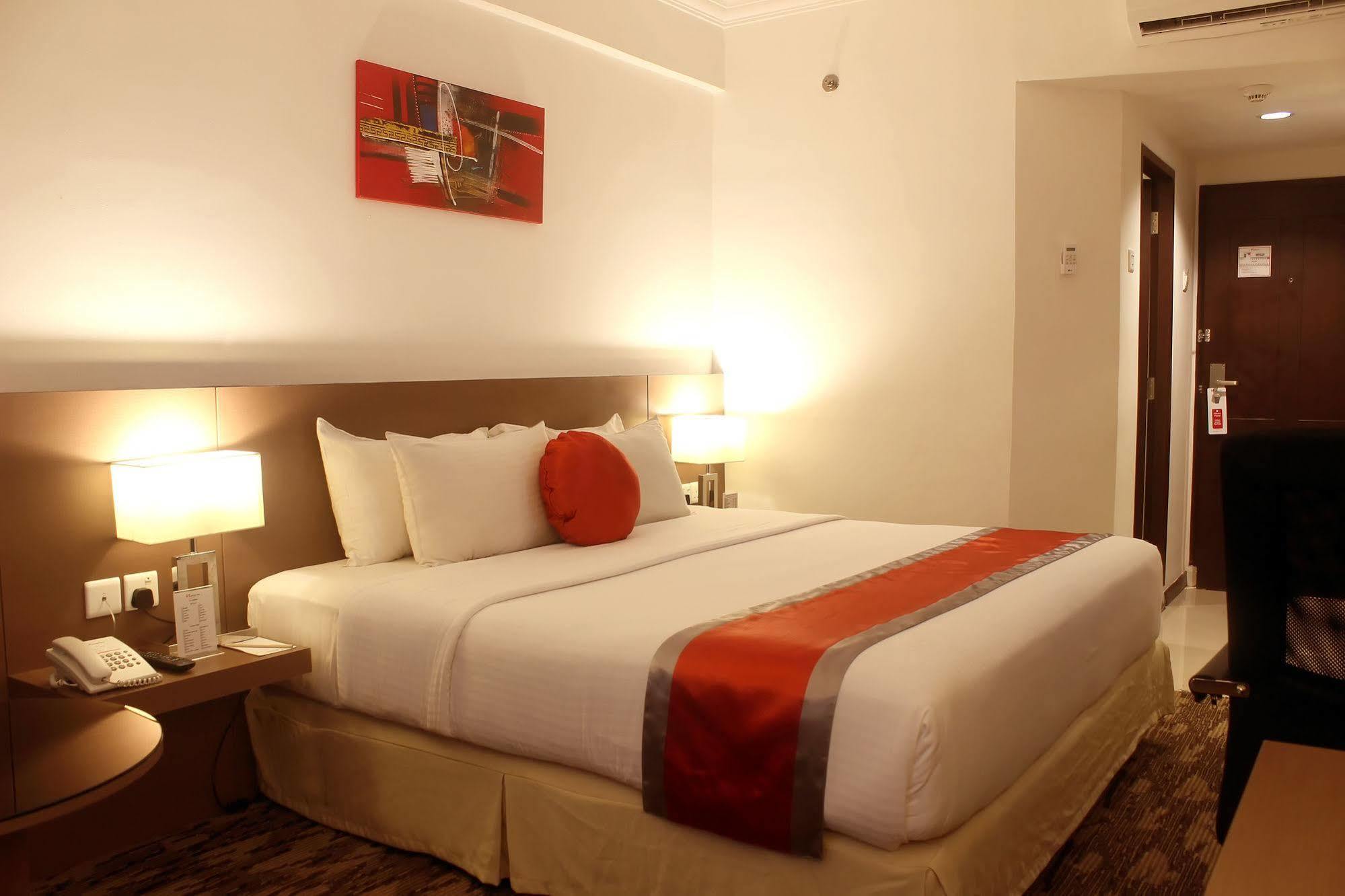 Swiss-Belinn Baloi Batam Nagoya Ngoại thất bức ảnh